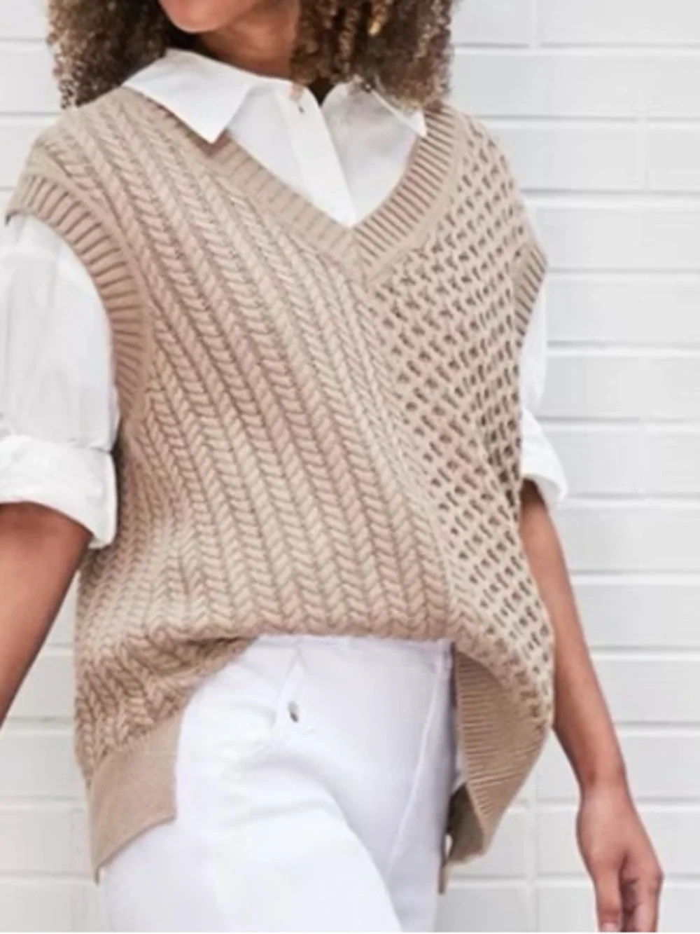 L’Acadamie Hara Sweater Vest in Tamarind Small